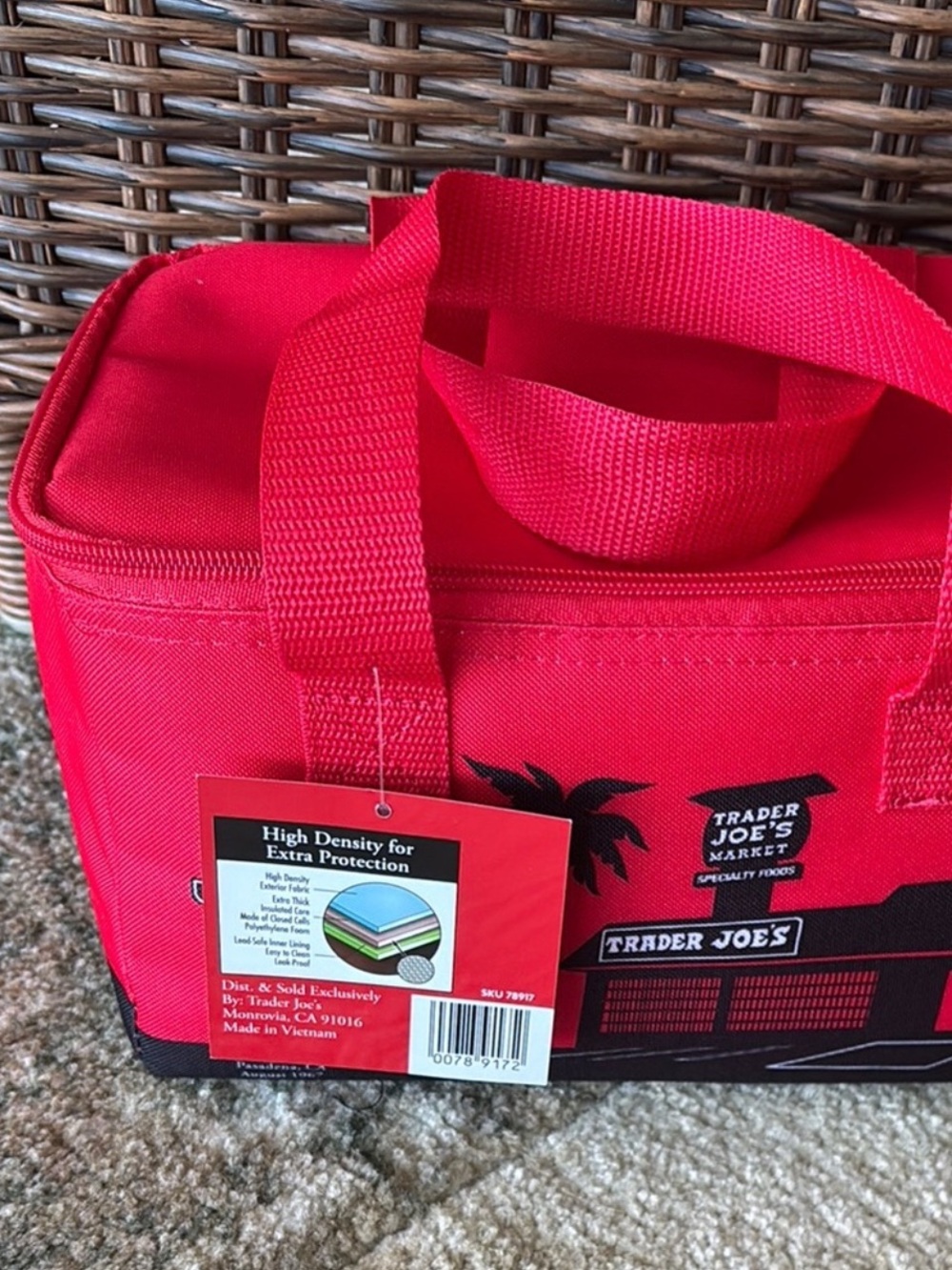 TRADER JOE'S MINI INSULATED COOLER LUNCH BAG NWT